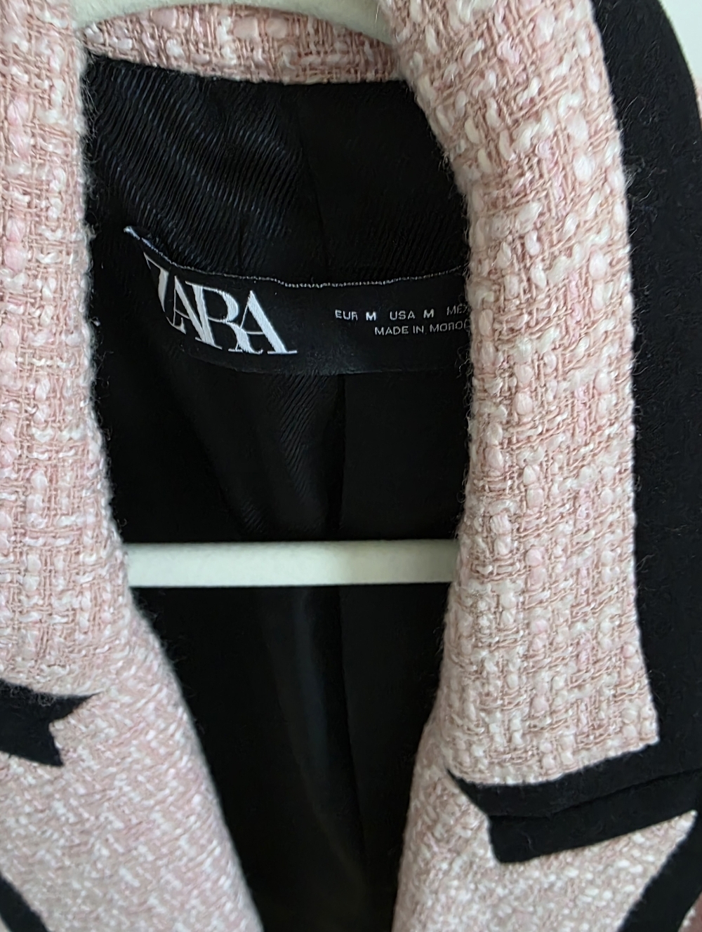 Zara Pink Tweed Blazer with Black Trim - Picture 7 of 7